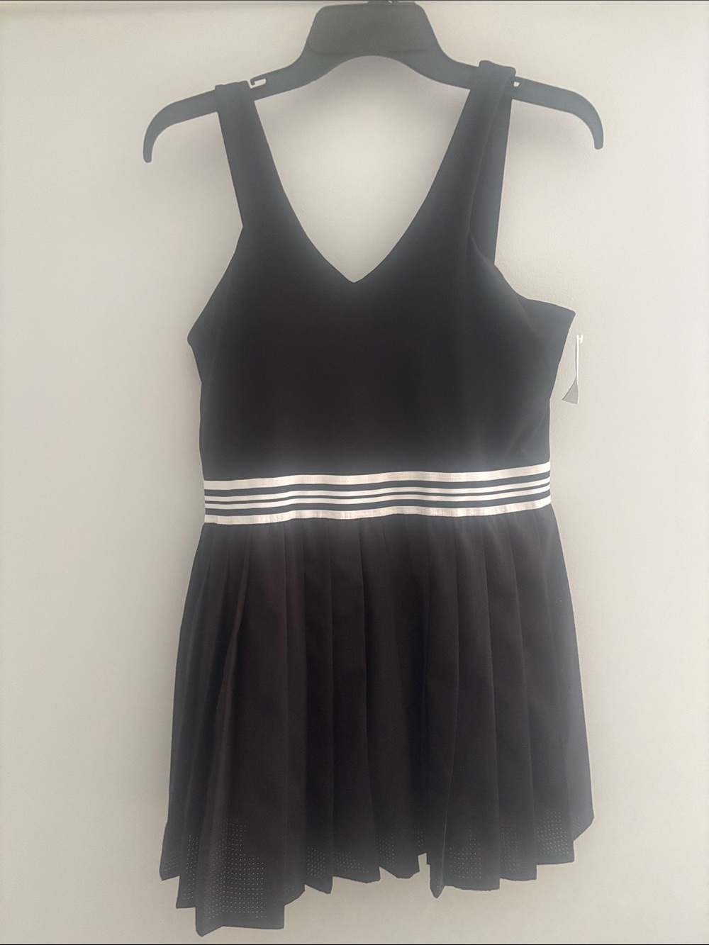 Avia Black V‑Neck Athletic Dress with White Stripe Waist